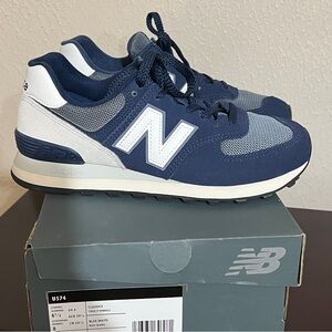 New Balance Classics 574 Shoe Navy Blue White U574v2 Unisex Women’s 8 Men’s 6.5
